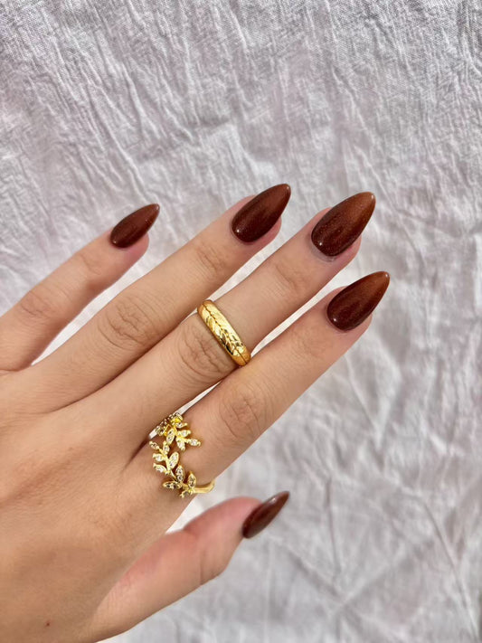 Golden Brown Cat Eye Press-On Nails – Magnetic Shine & Lux Look