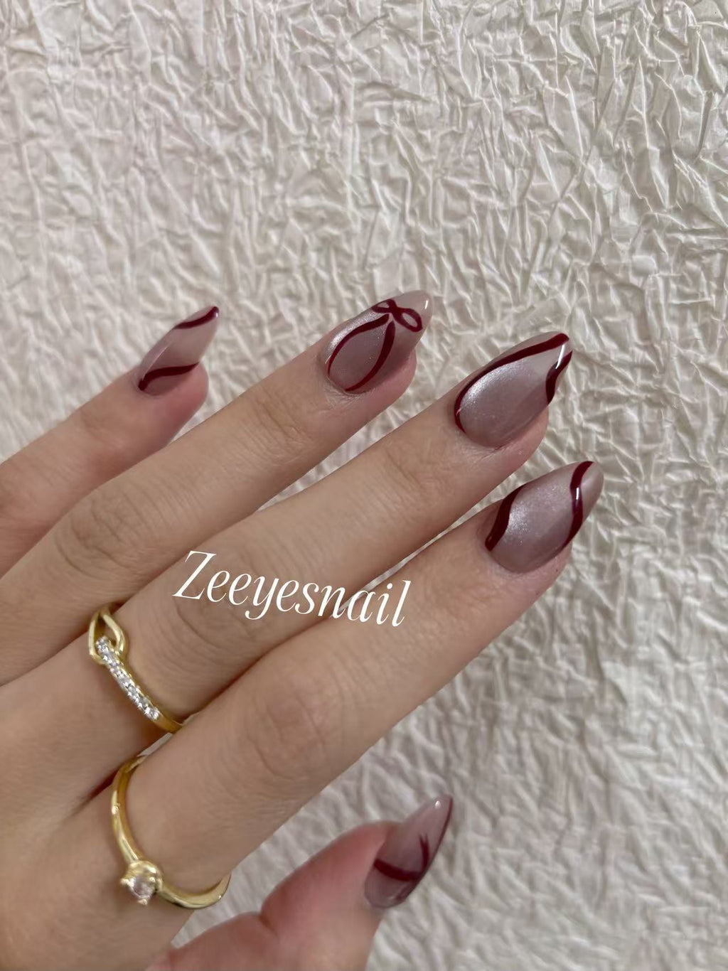 Ribbon Line Almond Press-On Nails – Elegant Shimmer Design