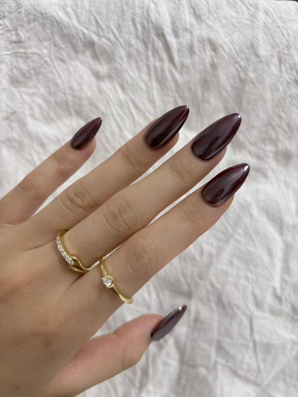 Red Chrome Press-On Nails – Sleek & Shiny Hailey Style