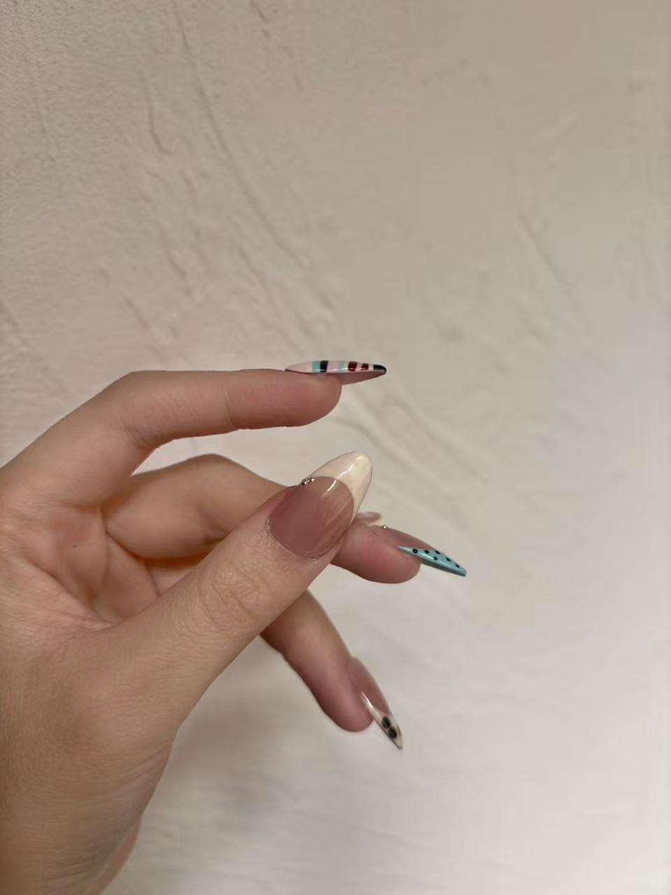 Mixed Art Almond Press-On Nails – Stripes, Dots & Color-Block Design