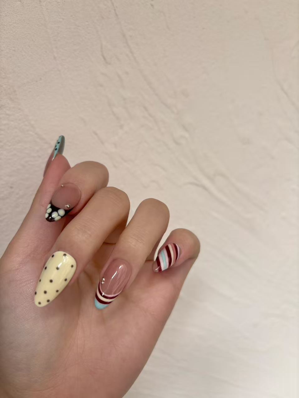 Mixed Art Almond Press-On Nails – Stripes, Dots & Color-Block Design